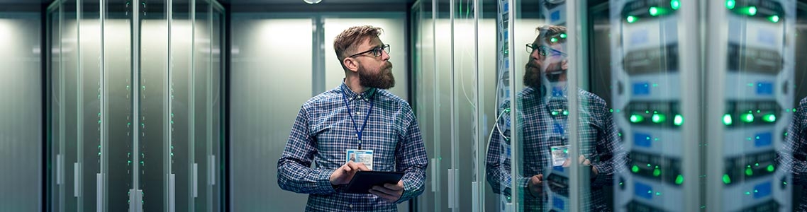 server-management-hero